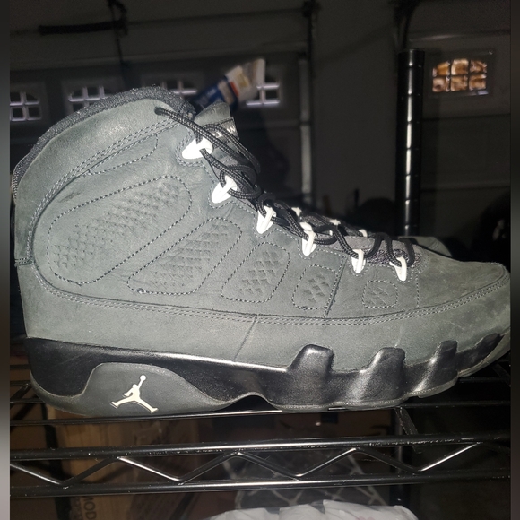 Size 12 - Jordan 9 IX Retro Anthracite 2015 - Picture 2 of 4